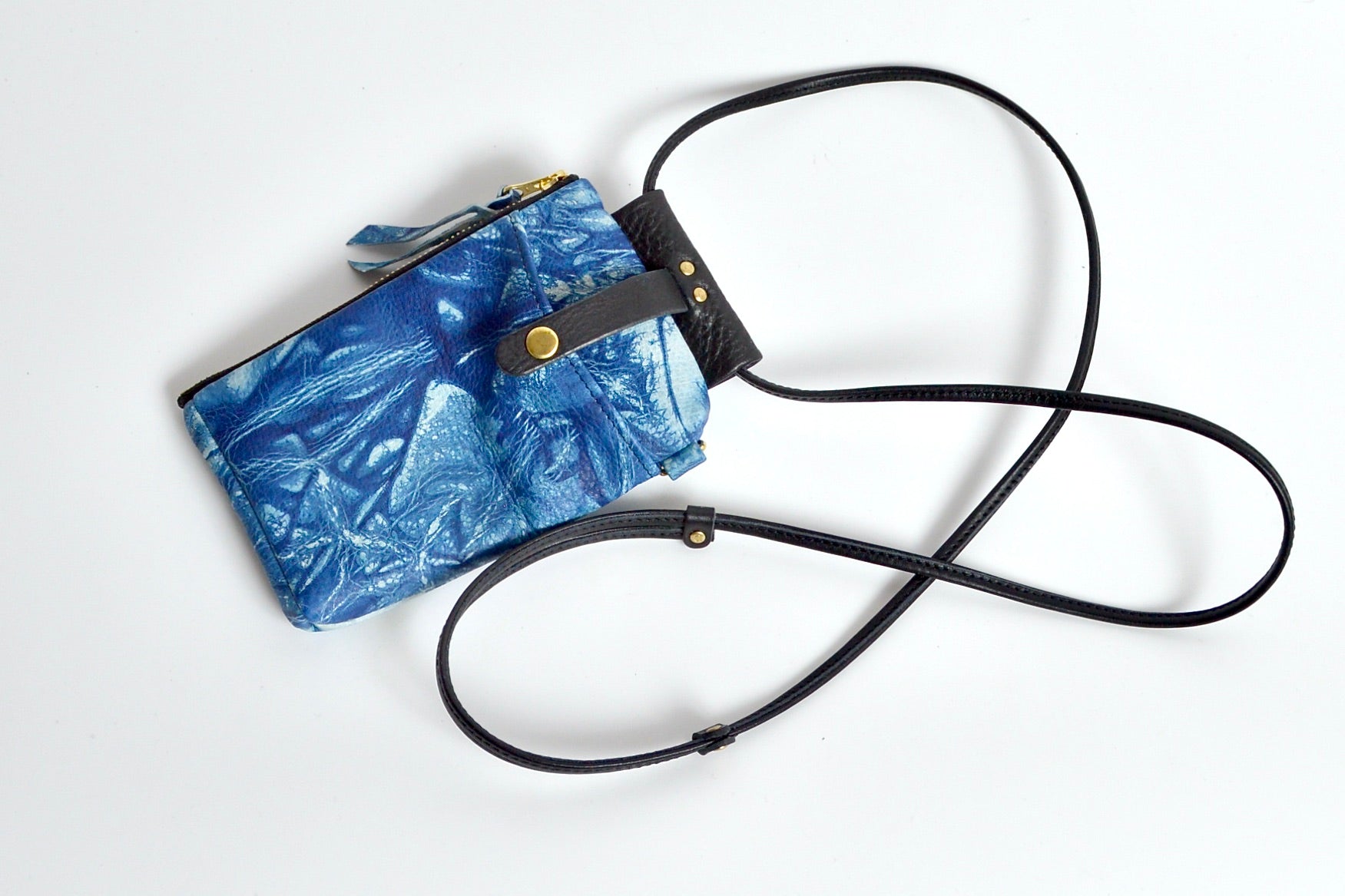 逢初レザー:スマホショルダーポーチ:ASP-200R