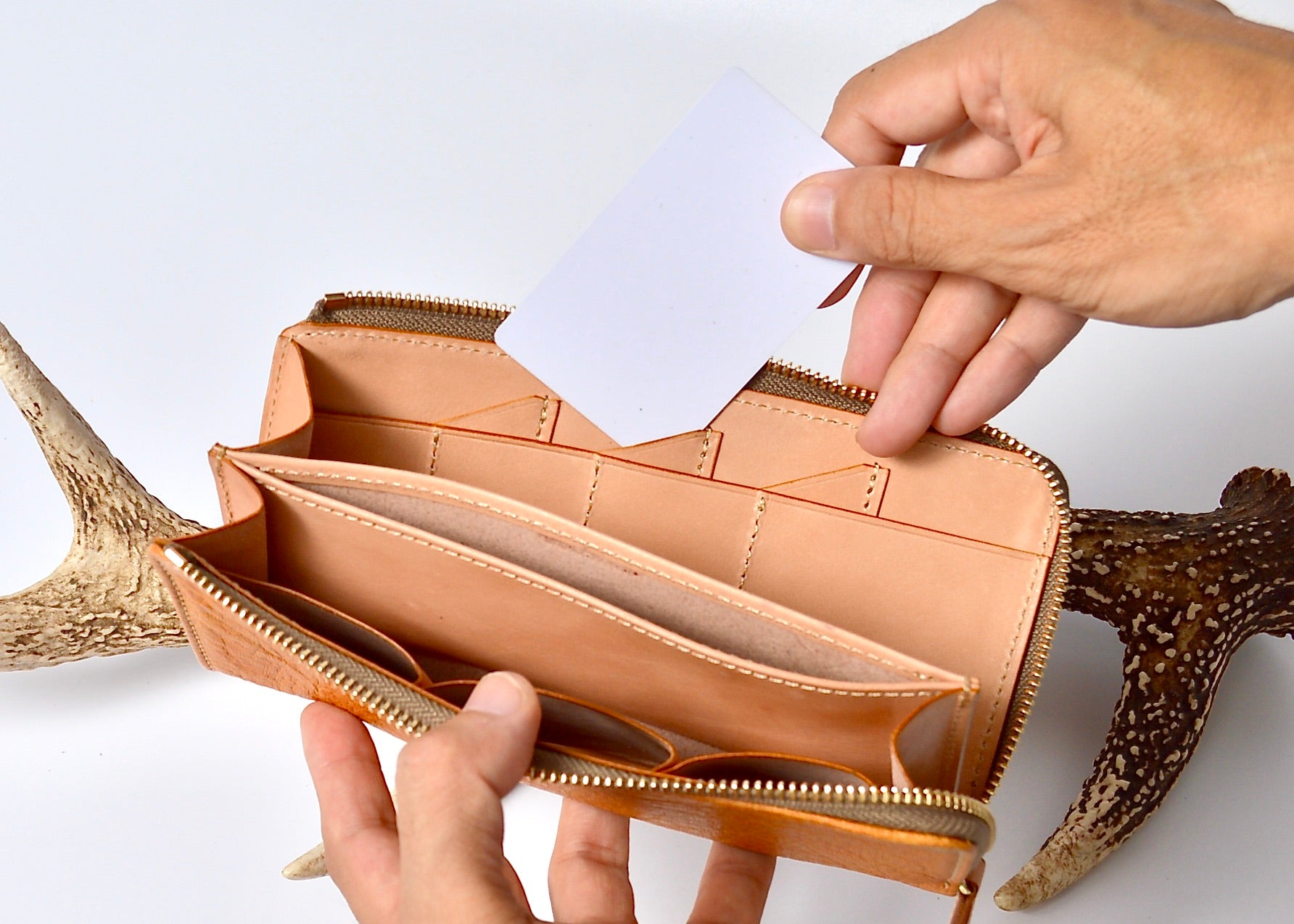 Shinshu deer leather: L zip wallet DLZ-100