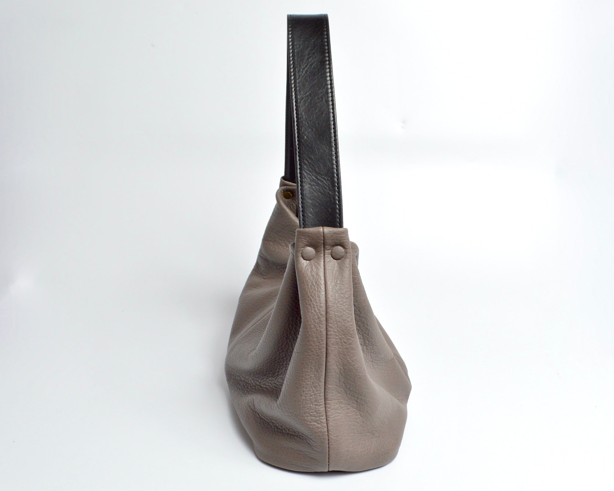 Shinshu deer leather: One-shoulder bag: DZO-100