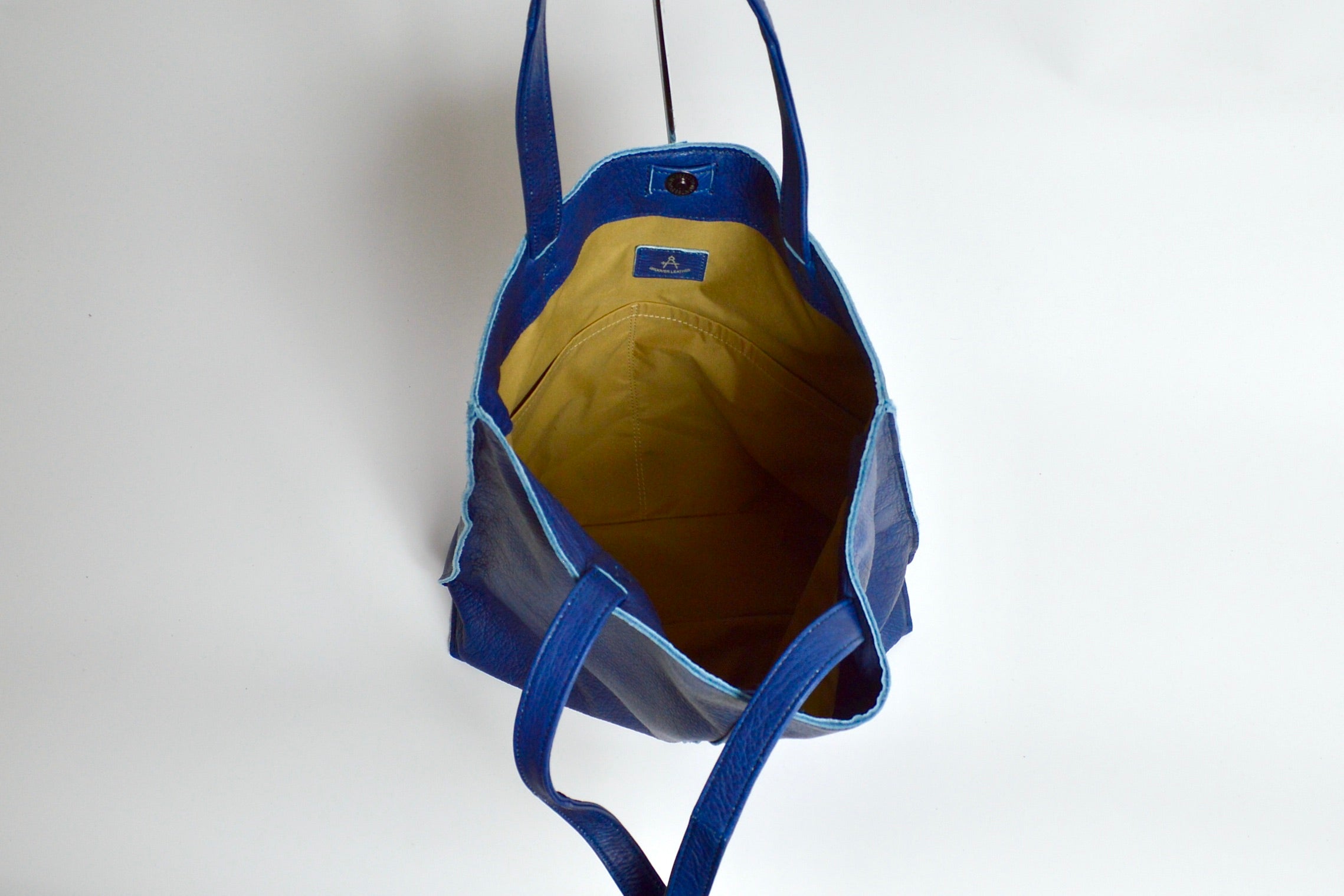 逢初レザー:ATB-100 縦型トート:無地染め