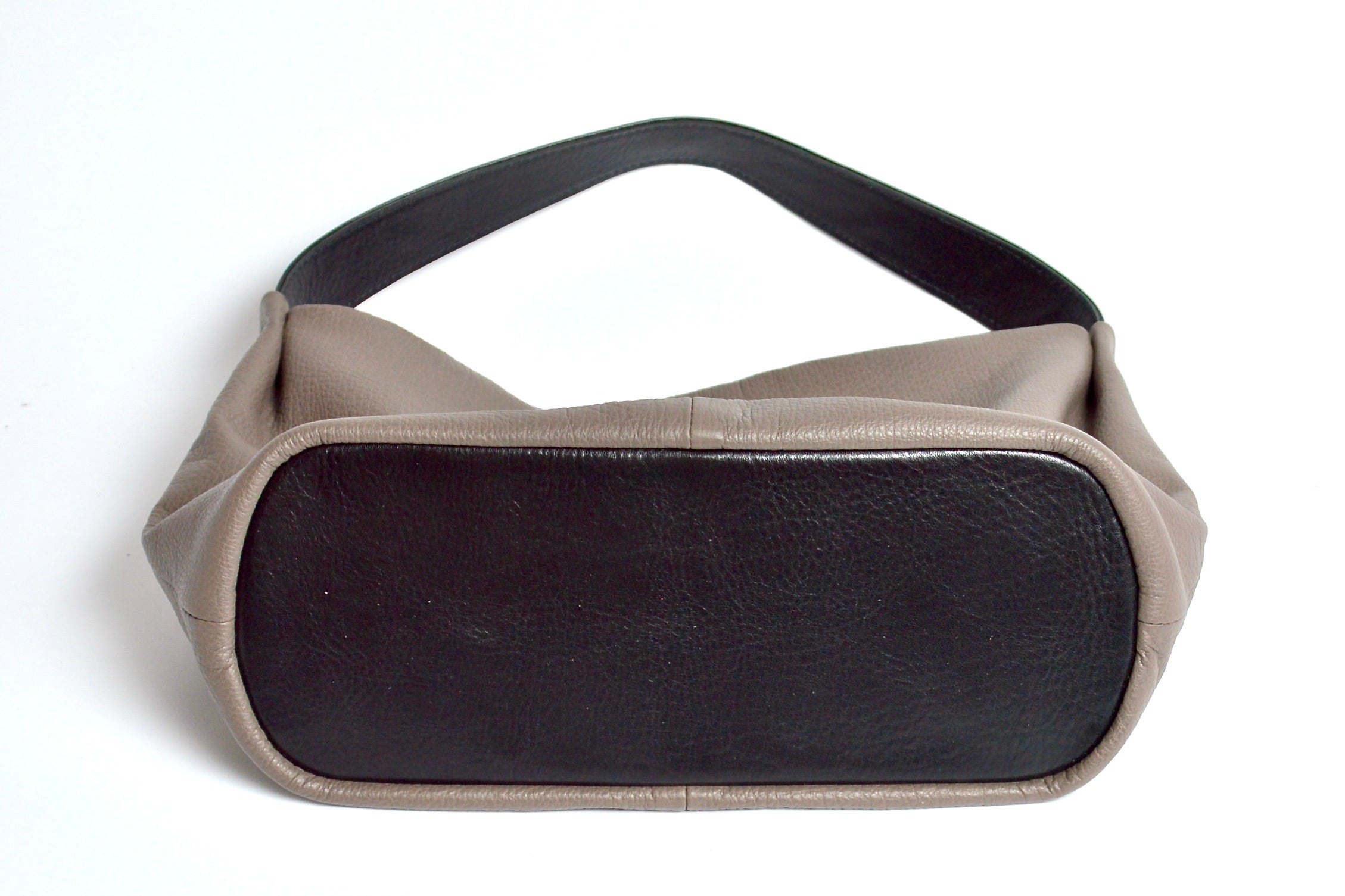 Shinshu deer leather: One-shoulder bag: DZO-100