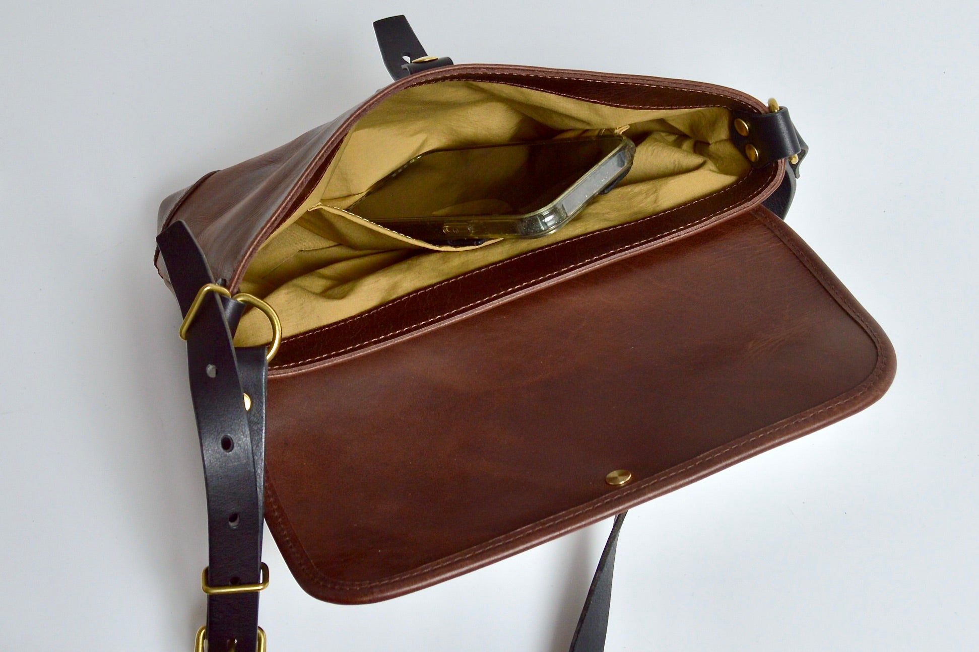 Messenger bag: GMB-100