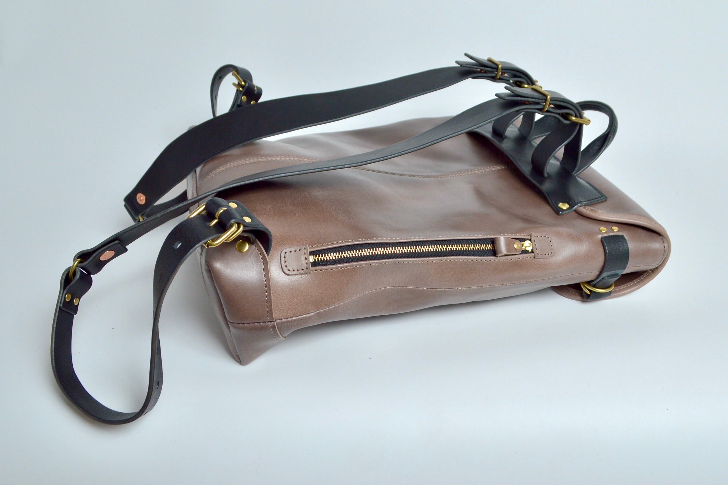 Leather backpack: WFB-100: flap type