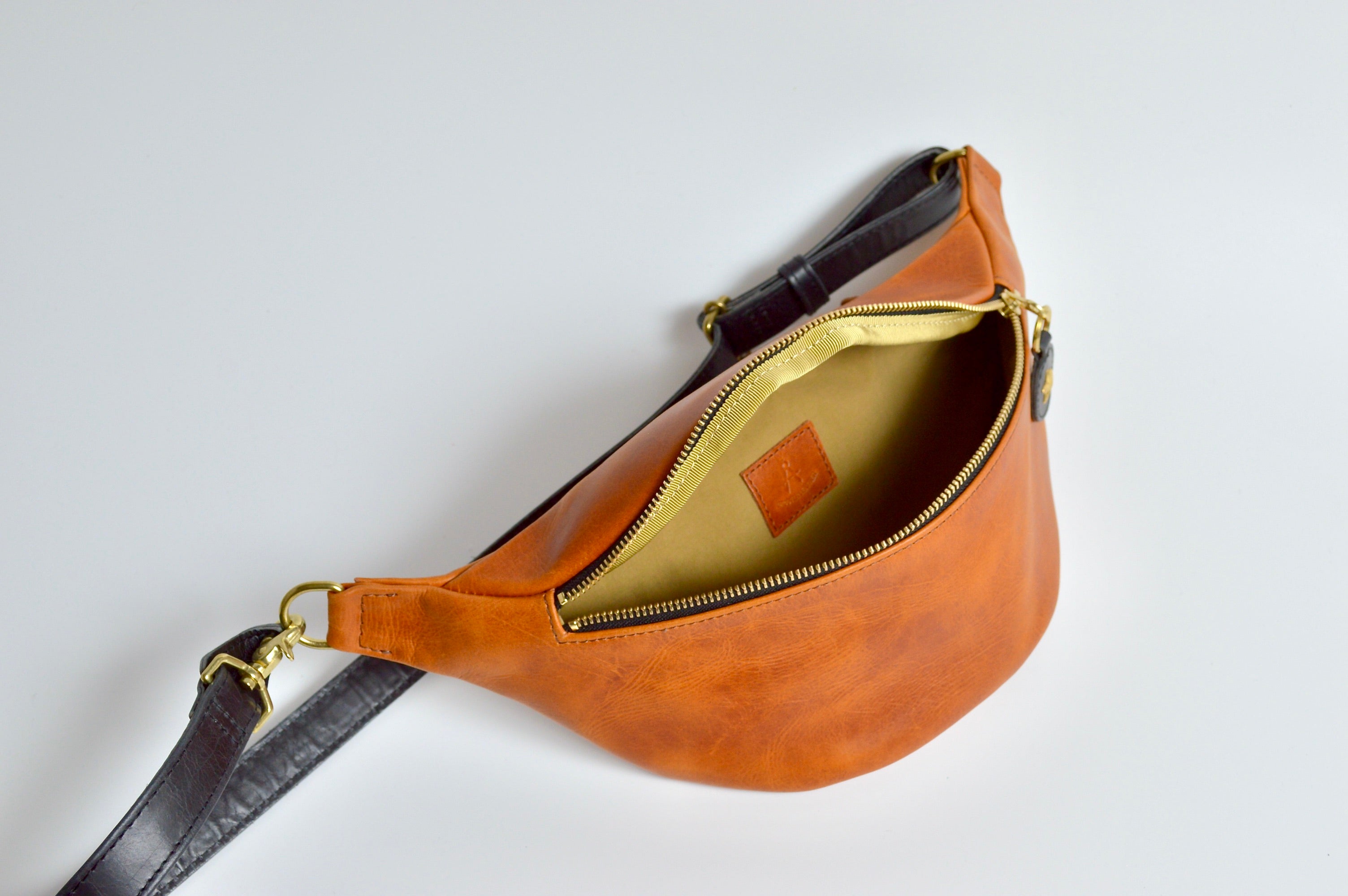 ウエストショルダーバッグ:GWP-130