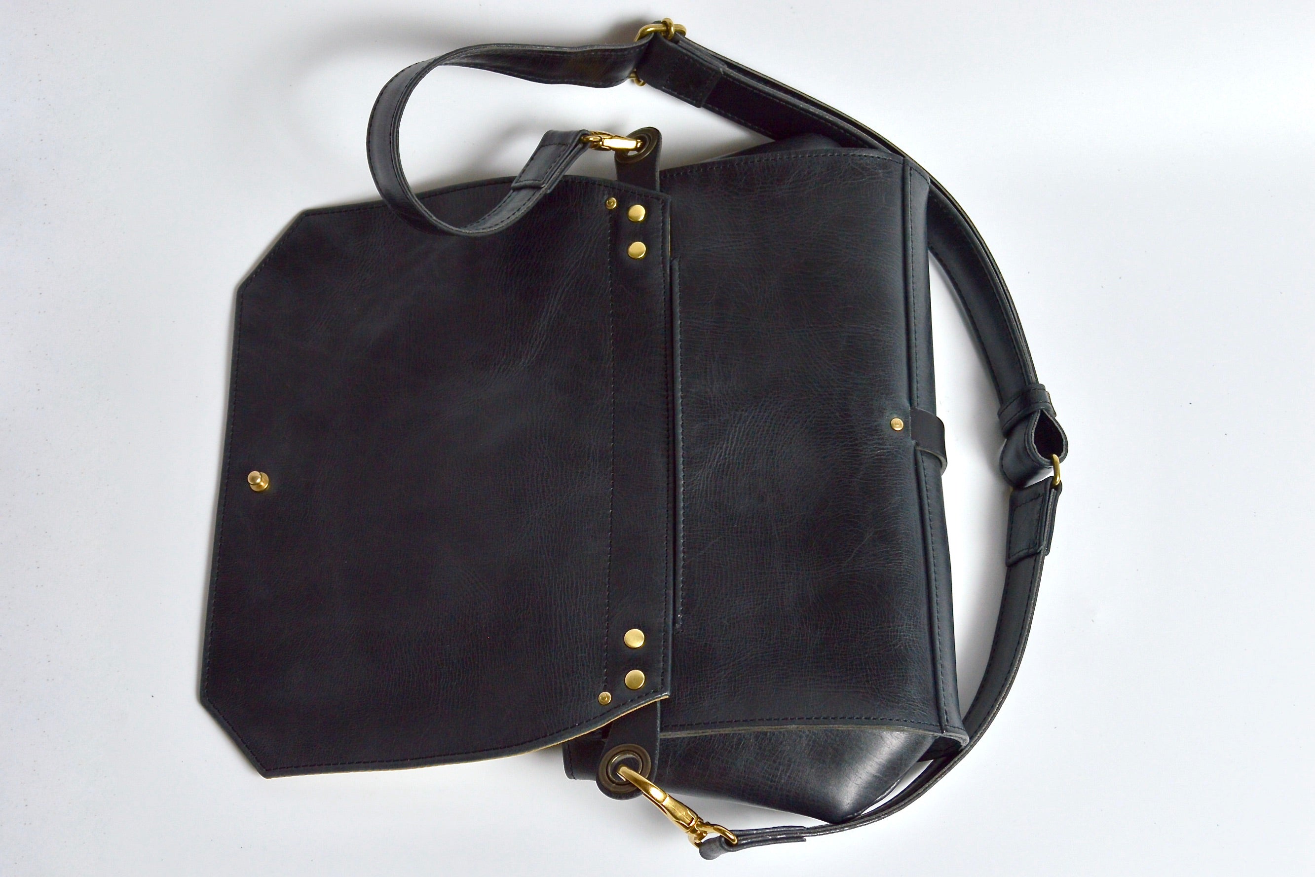 Shoulder flap bag: GFB-110