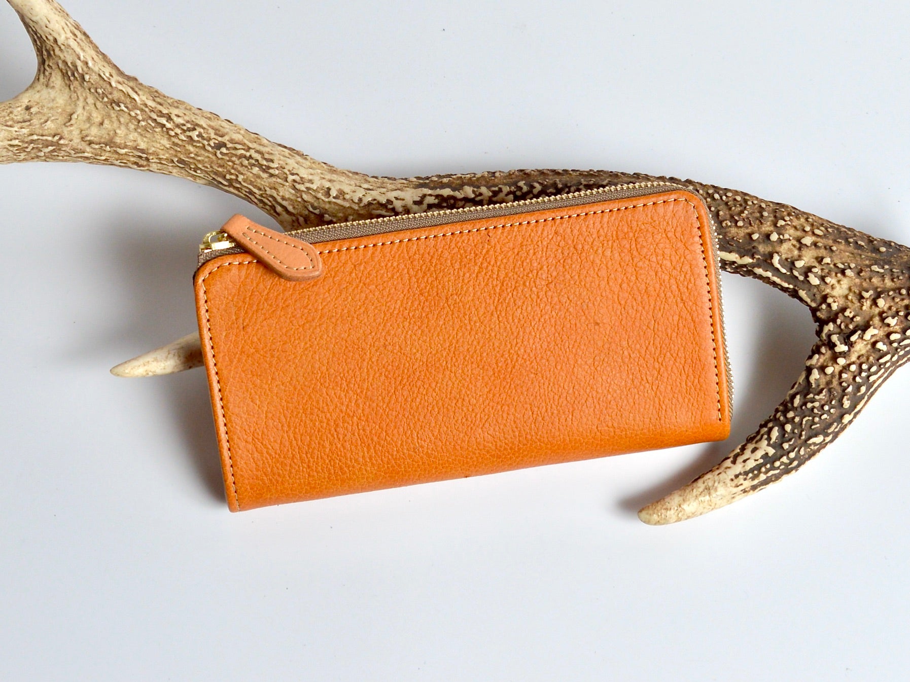 Shinshu deer leather: L zip wallet DLZ-100