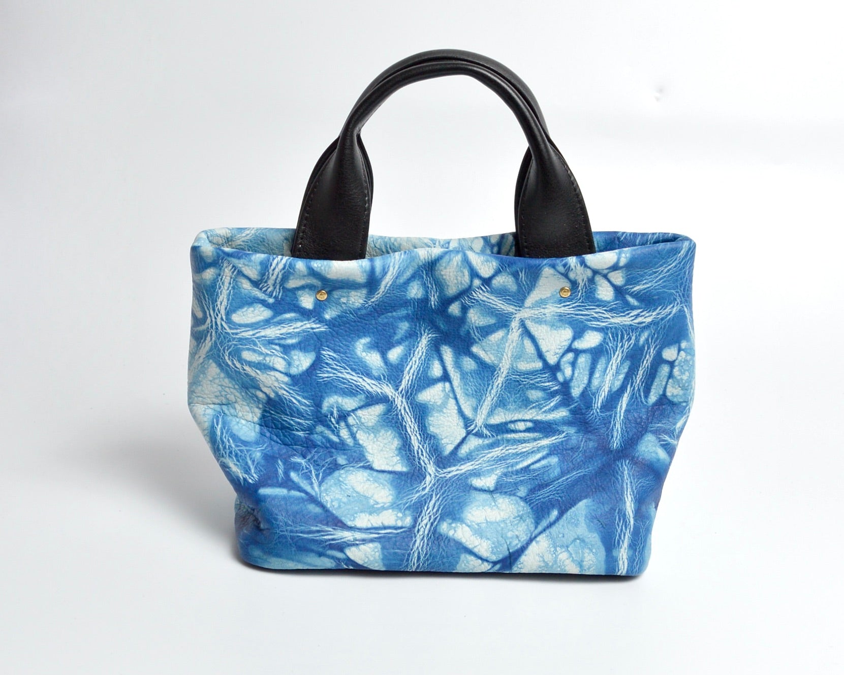 逢初革:バケットミニトート:ATB-100R(ランダム染め)