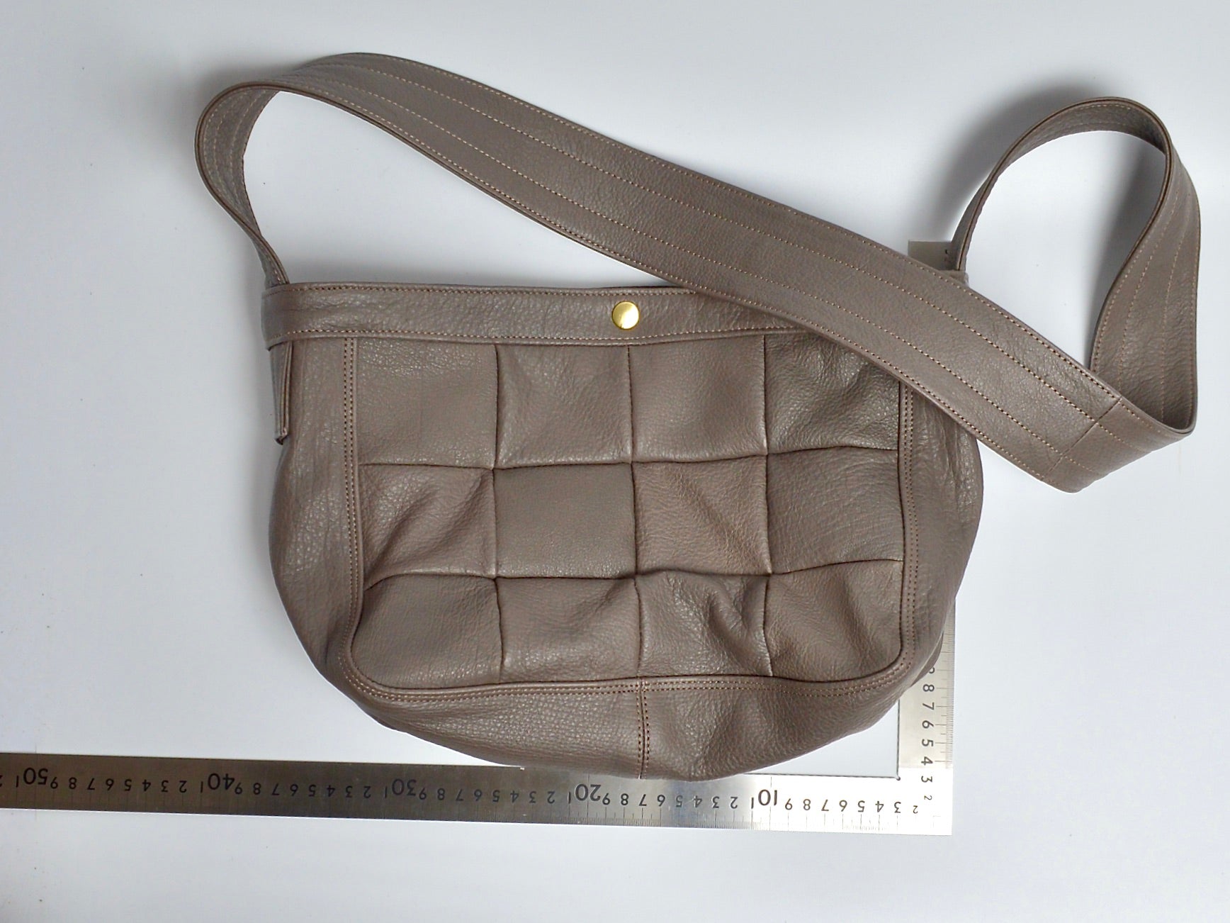 Newspaper bag: Shinshu deer leather: DNB-110 (medium size)