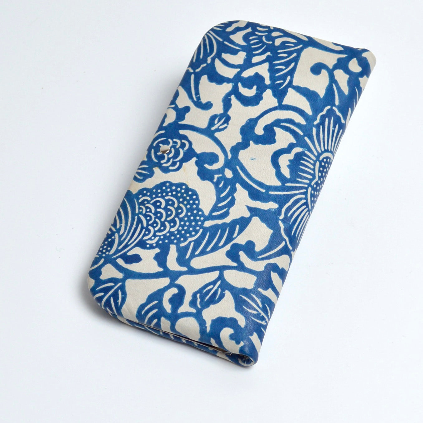 逢初レザー:がま口長財布:隠し口金:ADG-100(唐草)