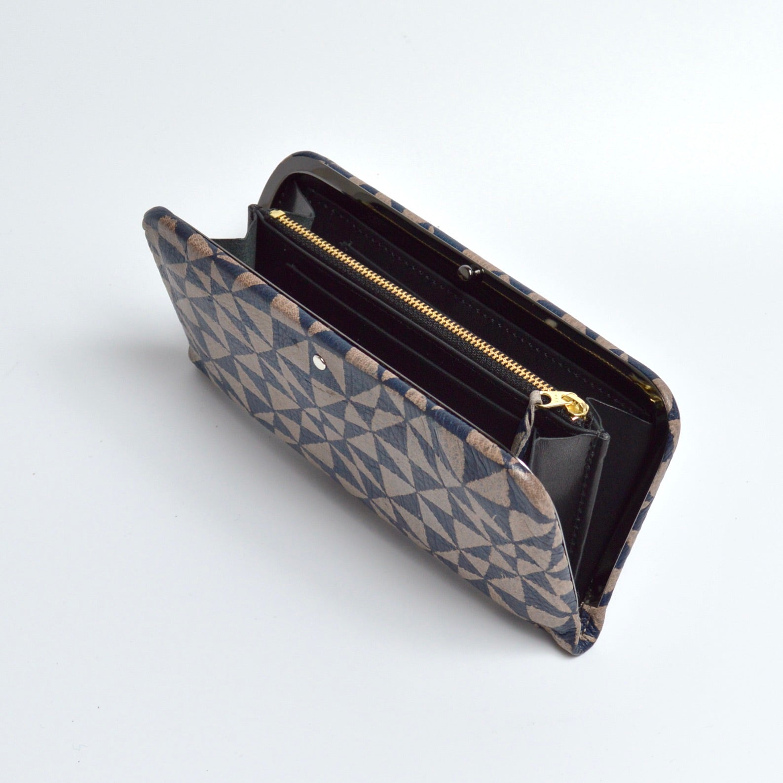 逢初レザー:がま口長財布:隠し口金:ADG-110(市松)