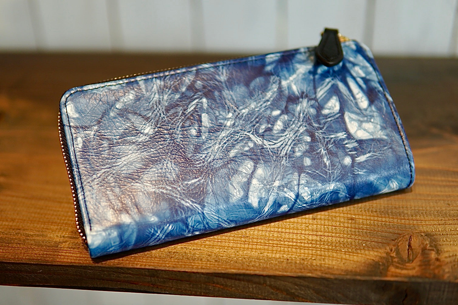 逢初レザー:Lジップウォレット ALZ-100R(ランダム染)