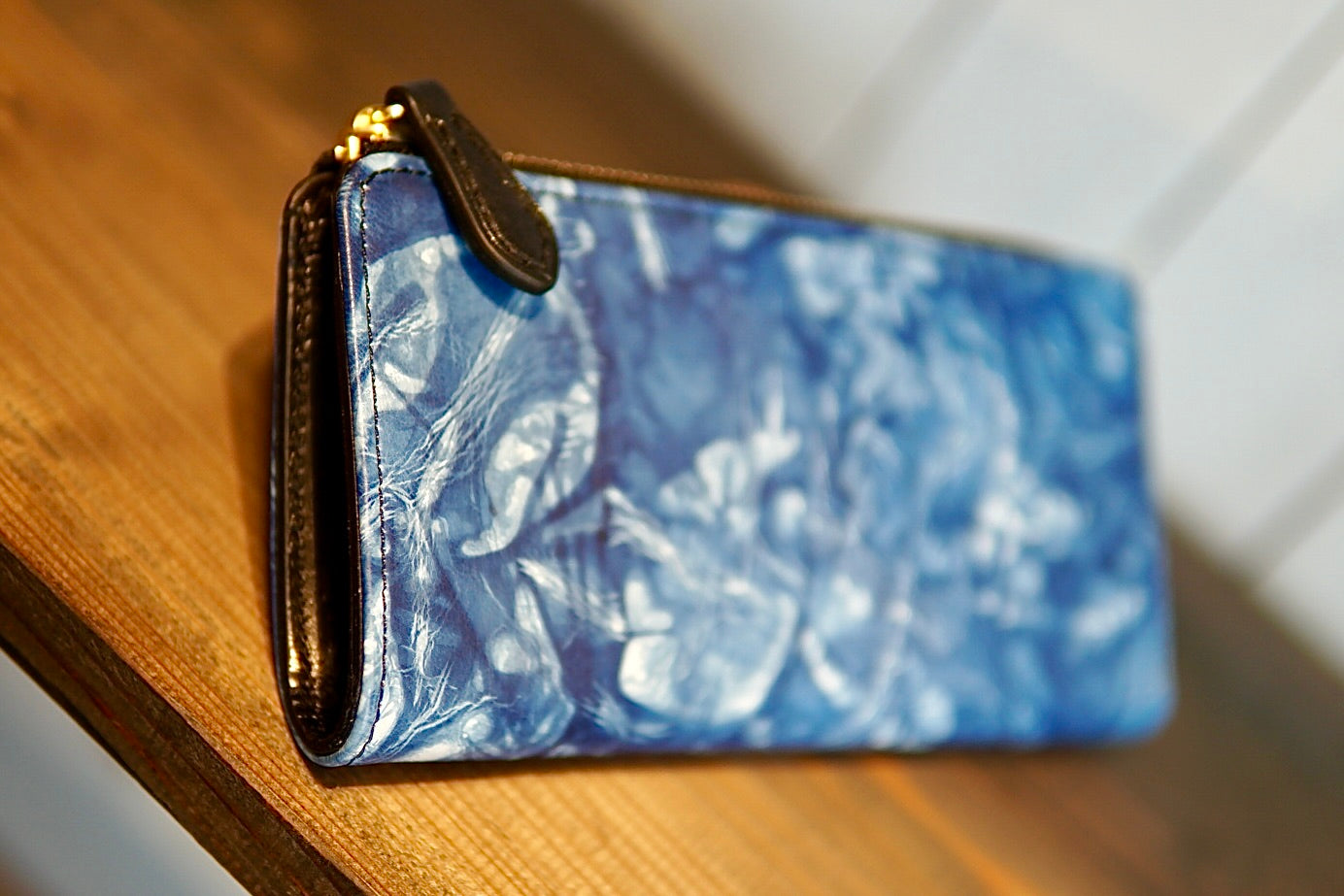 逢初レザー:Lジップウォレット ALZ-100R(ランダム染)