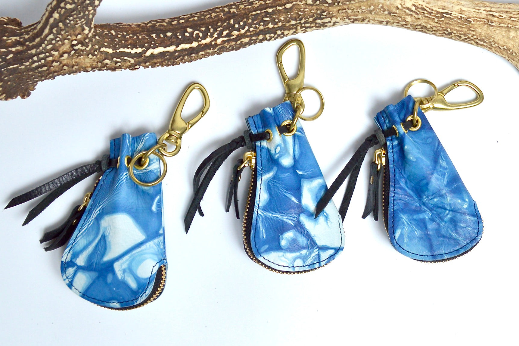 逢初レザー:スマートキーケース:ASK-110R ランダム染め