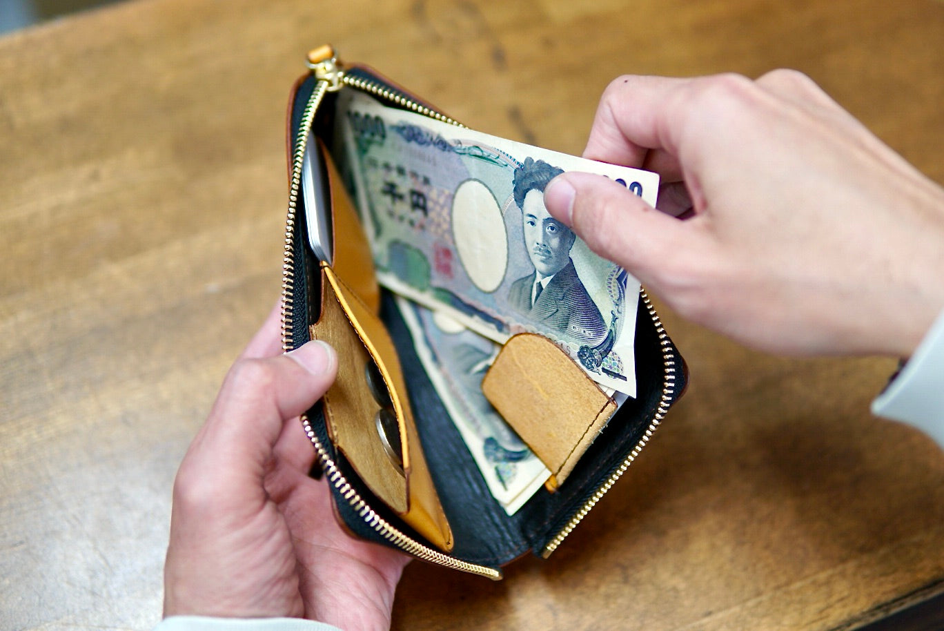 L型ジップウォレット GLW-300