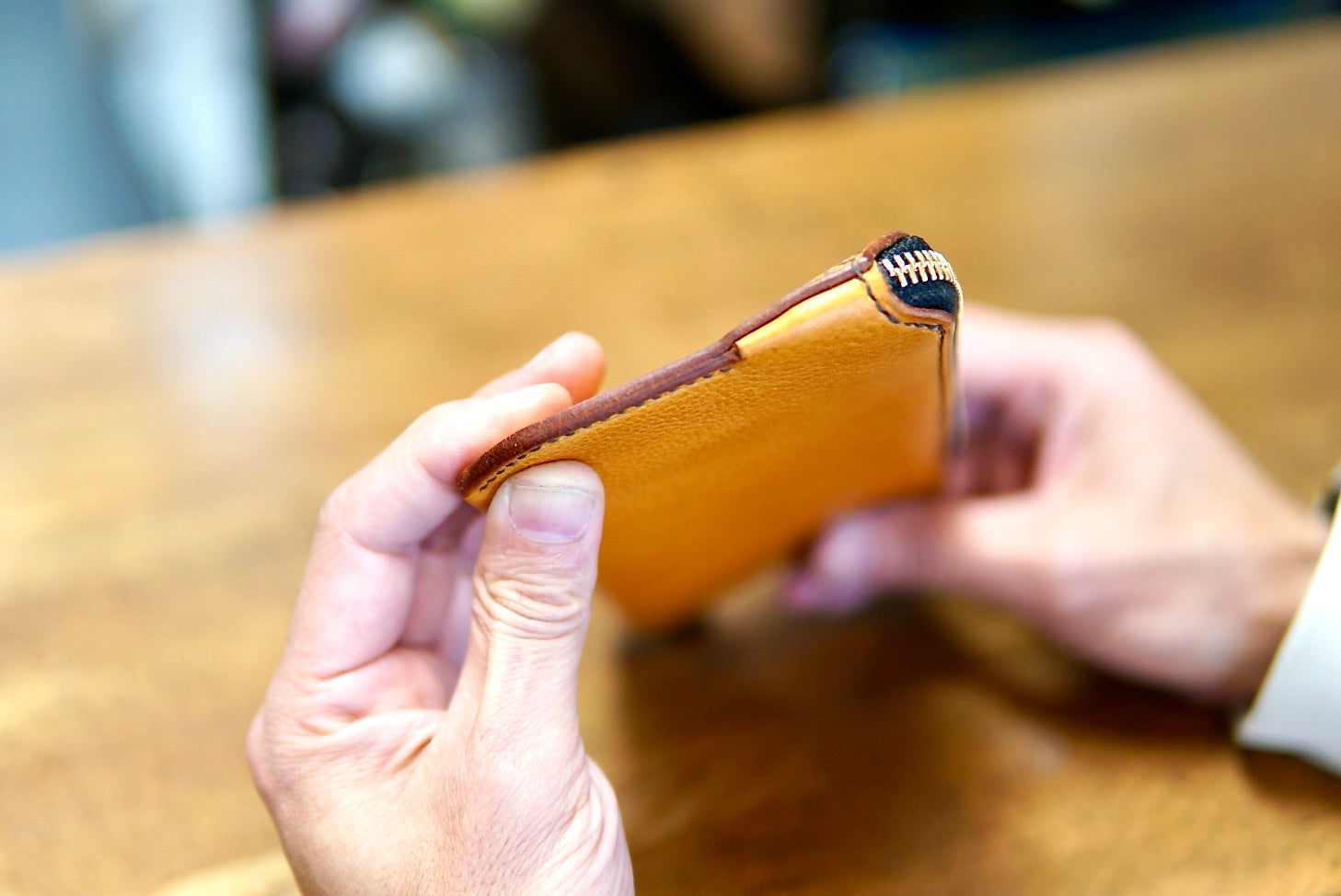 L-shaped zip small wallet GLW-300