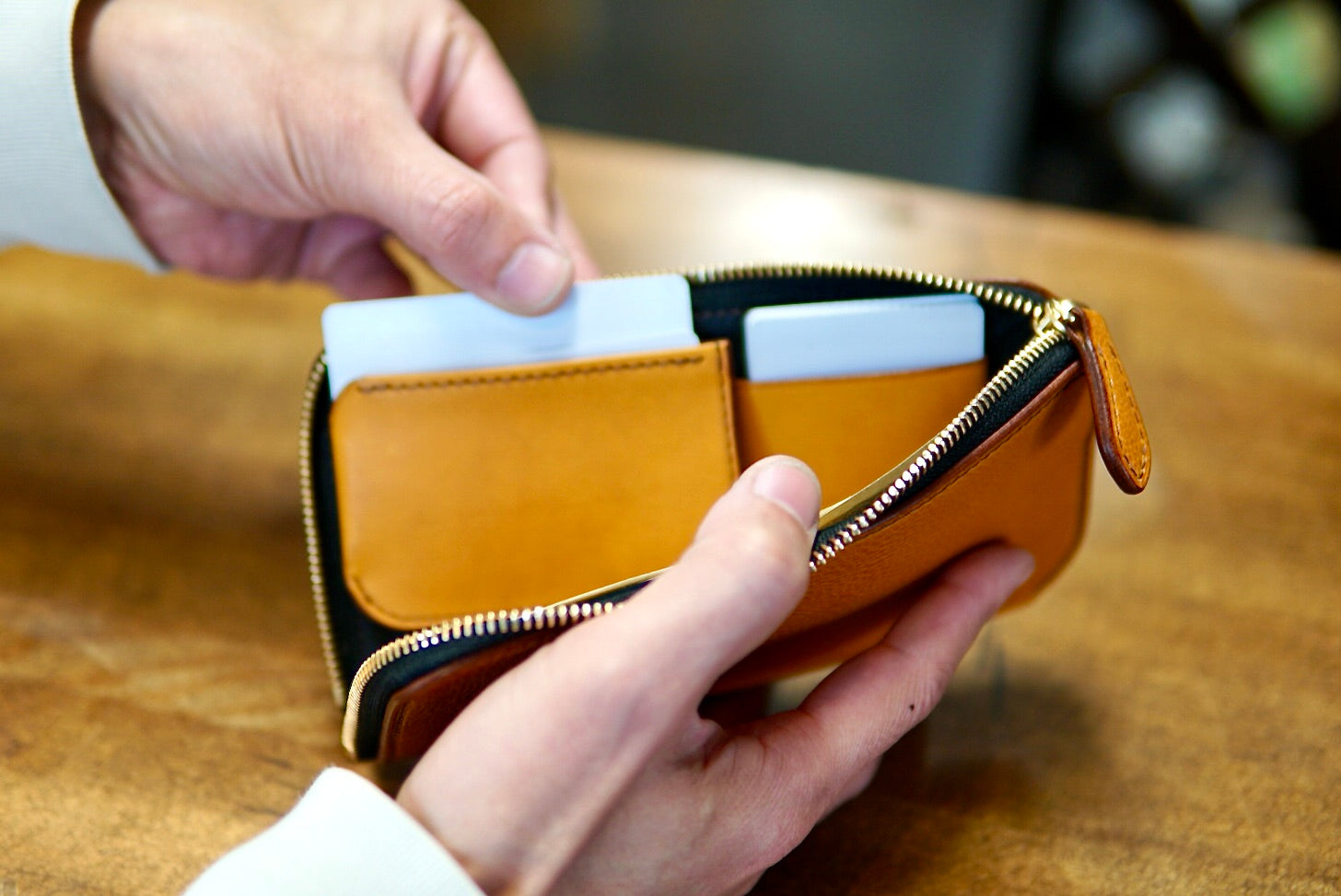 L-shaped zip small wallet GLW-300