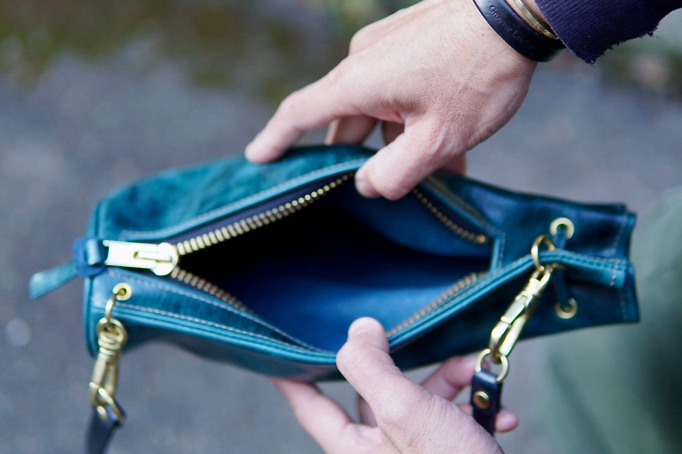 GHB-210 Drawstring shoulder bag, size M