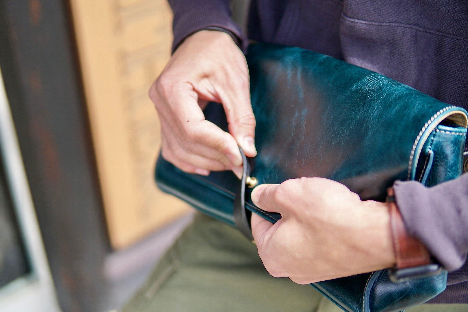 Shoulder flap bag: GFB-110