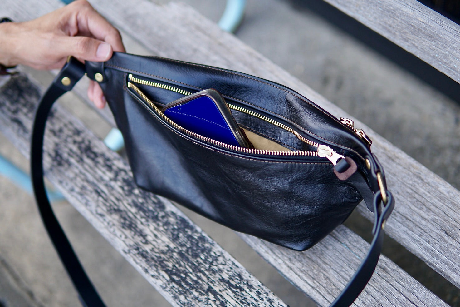 馬革ボディバッグ:天薄型:GHP-100