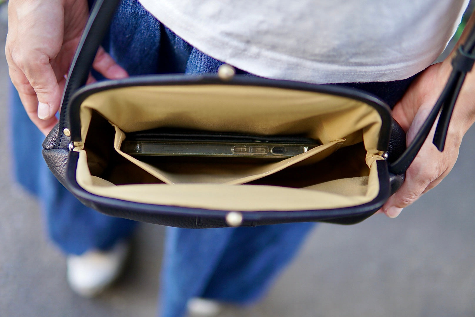 がま口ショルダーバッグ:信州鹿革:DGM-100