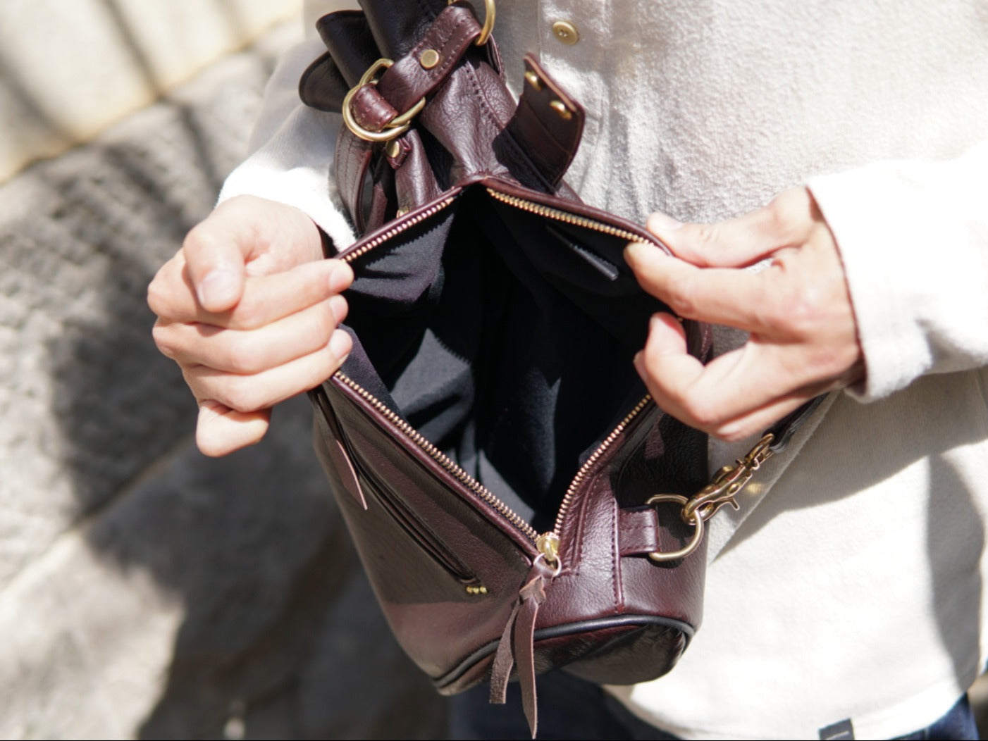 Drawstring shoulder bag Hi-DK-100 Shinshu deer leather