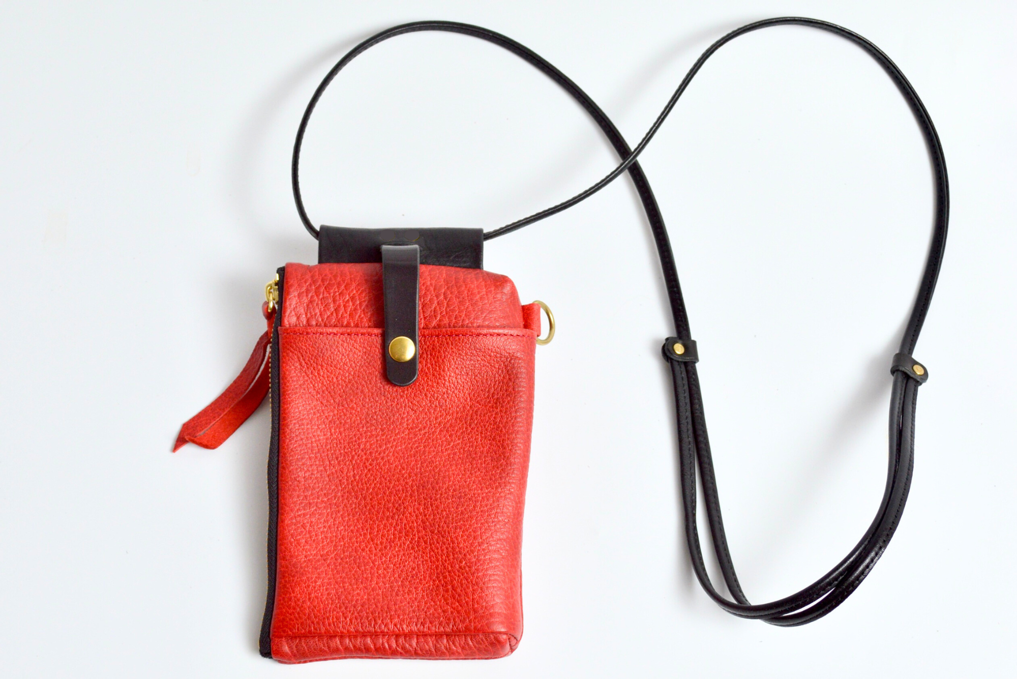 Shinshu deer leather: Smartphone shoulder pouch: DSP-200