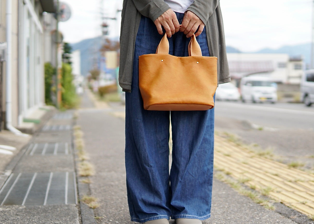 信州鹿革:寸胴ミニトート:DTB-300