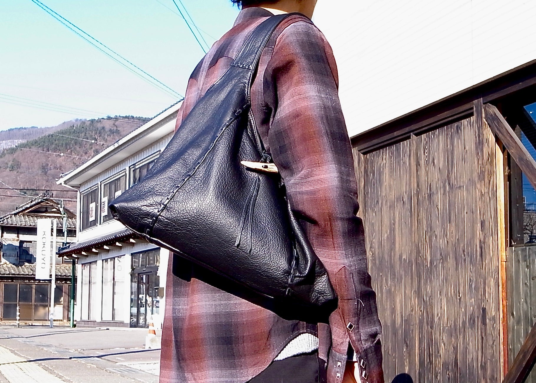 ワンショルダーバッグ(ツノ付き):信州鹿革:DTH-100