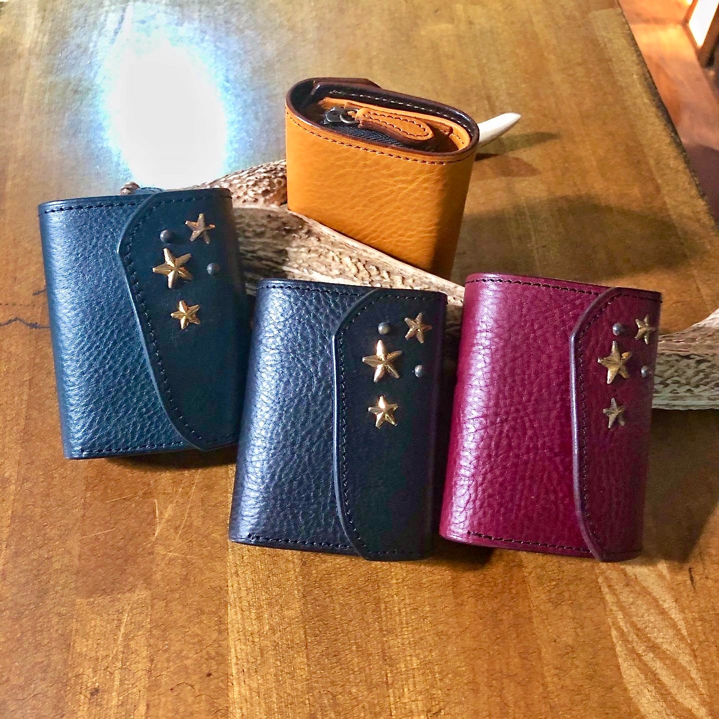 コンパクト三つ折り財布 GMS-100S スタッズ