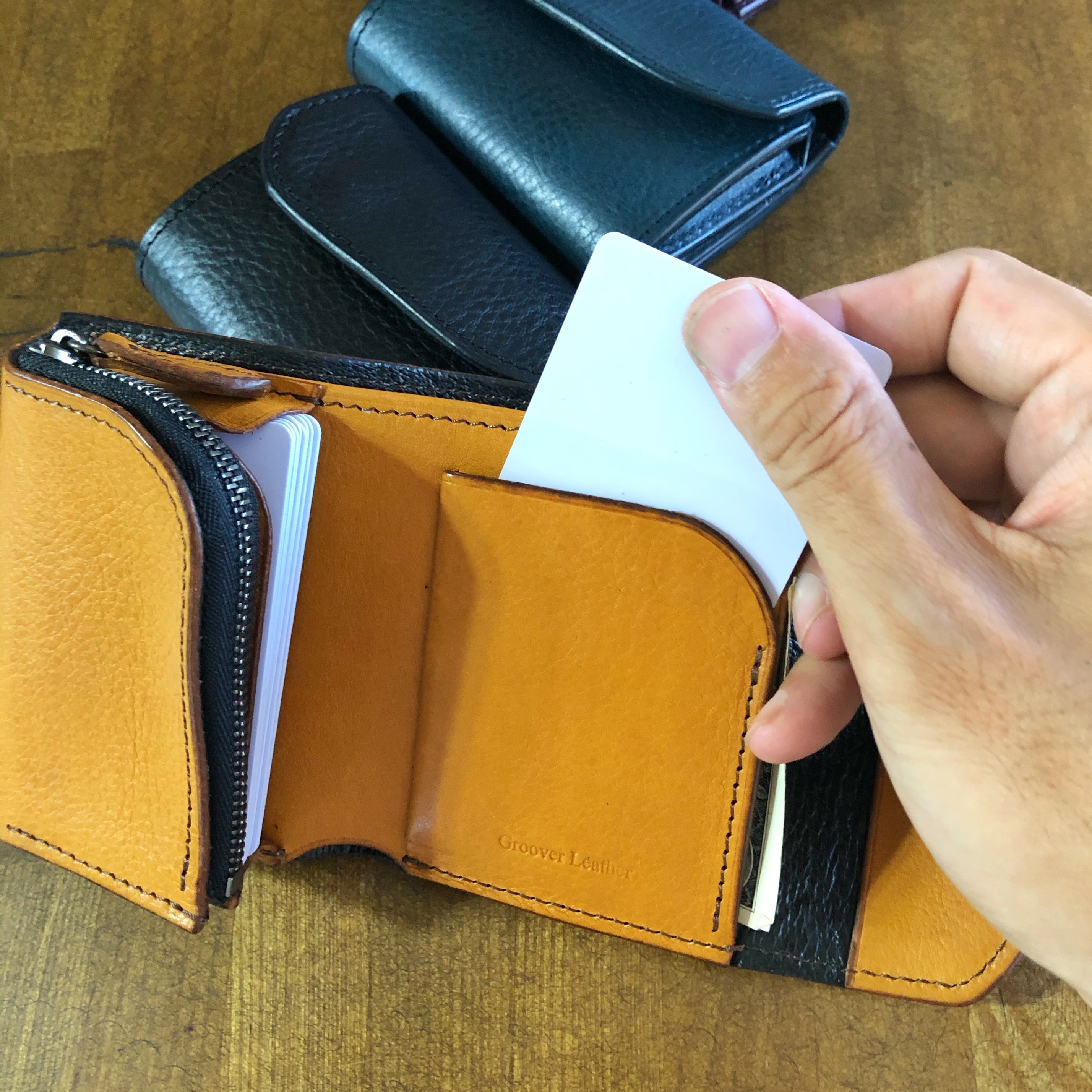 コンパクト三つ折り財布 GMS-100S スタッズ