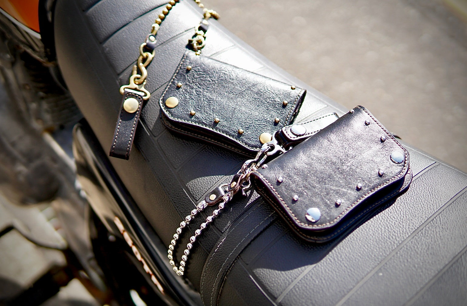 Short Tracker: Horse leather HTS-100