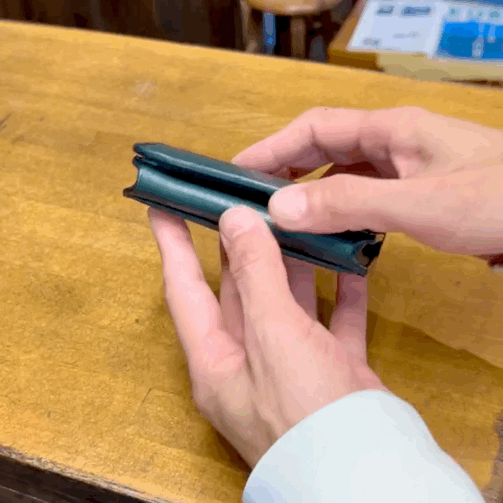 Business card holder GVC-110