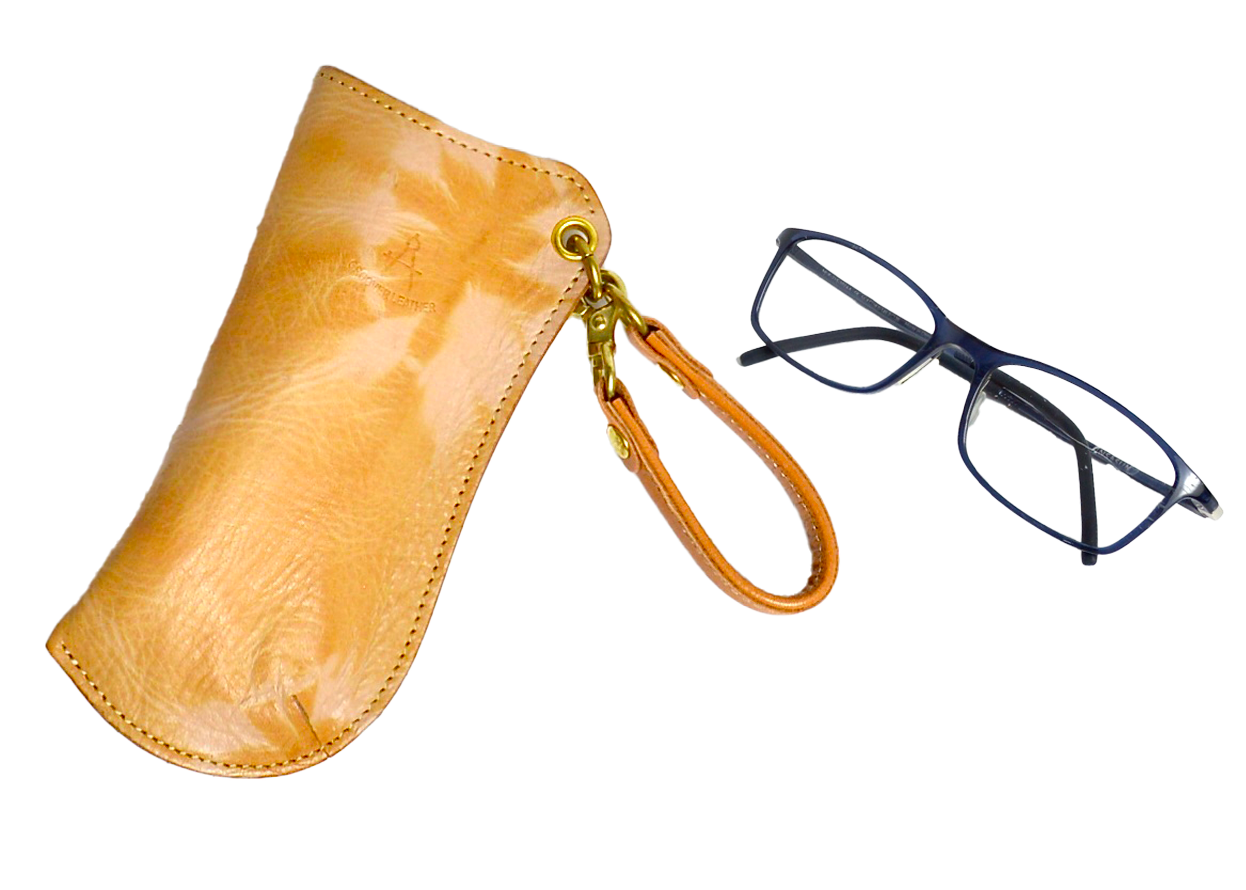 Apricot-dyed leather: Glasses case: KGC-100