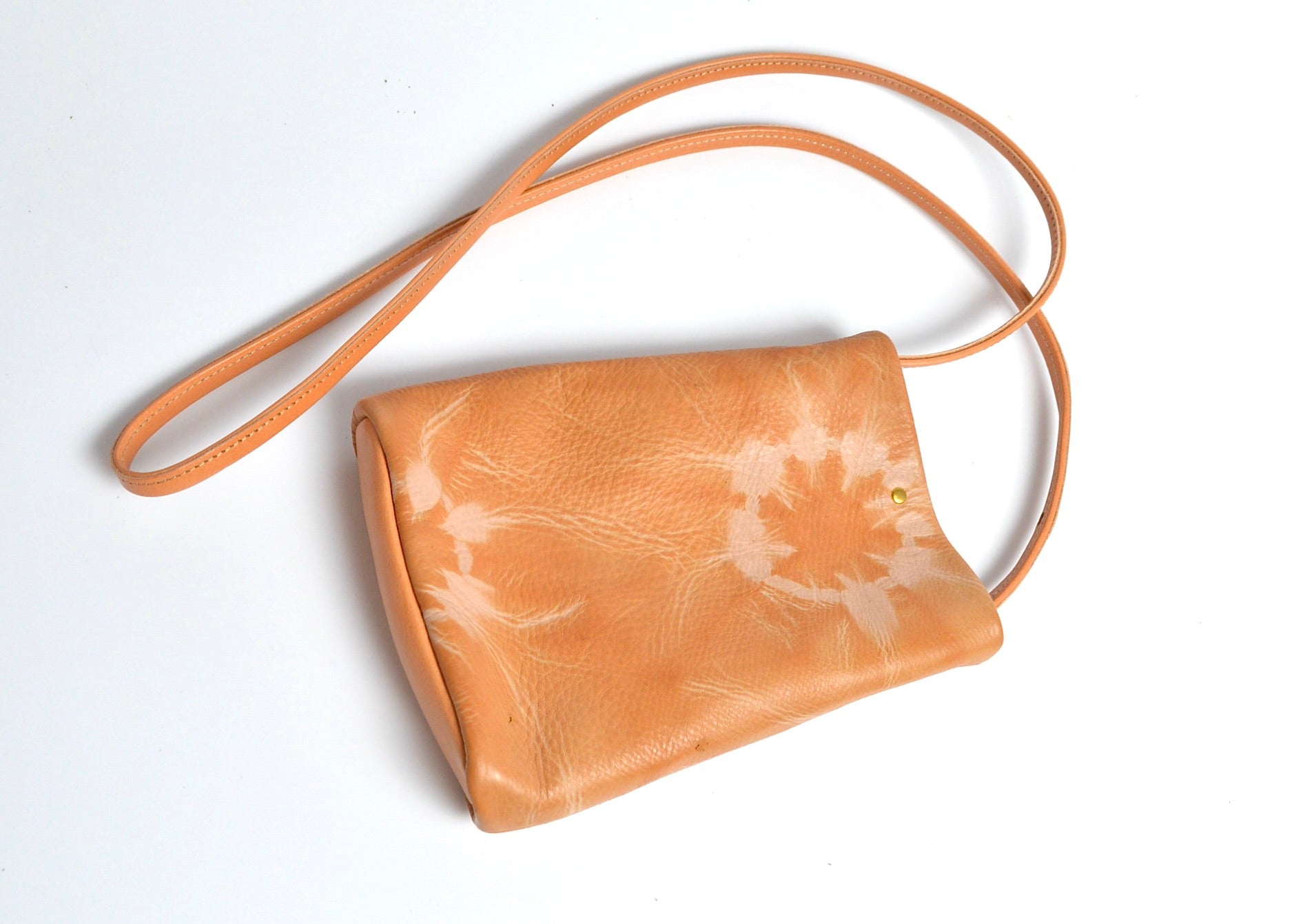 杏染革:寸胴スマホポーチ:KZB-100