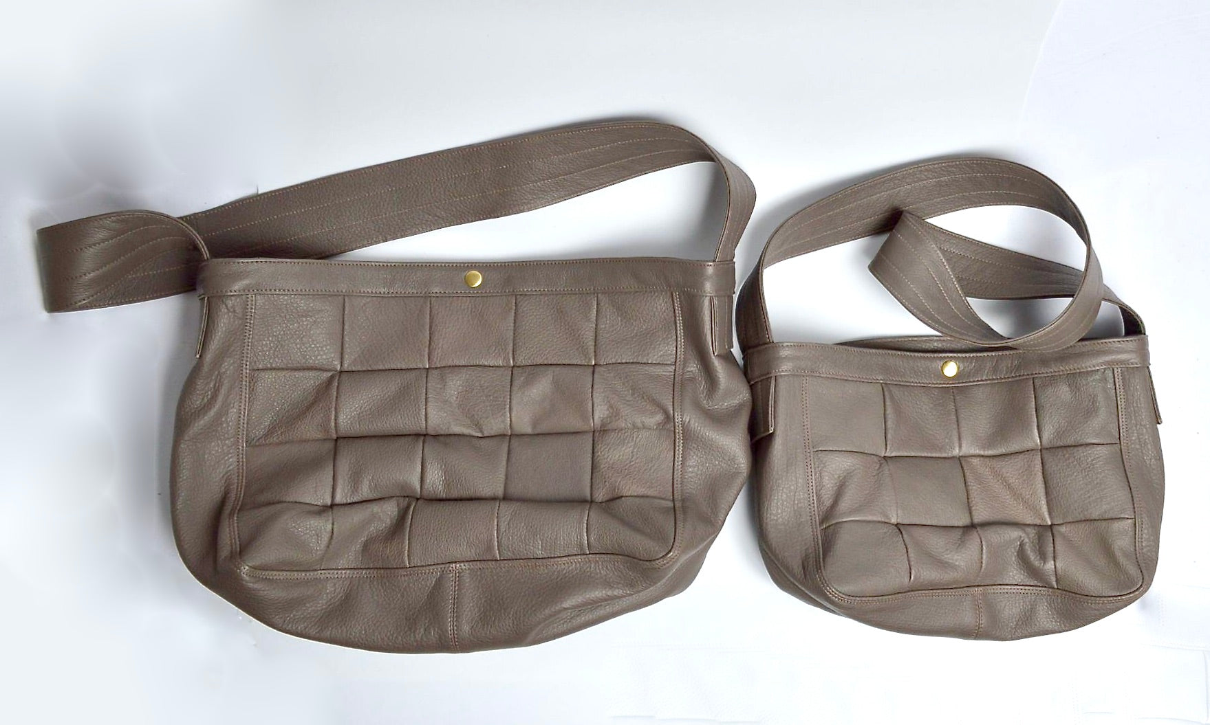 Newspaper bag: Shinshu deer leather: DNB-110 (medium size)