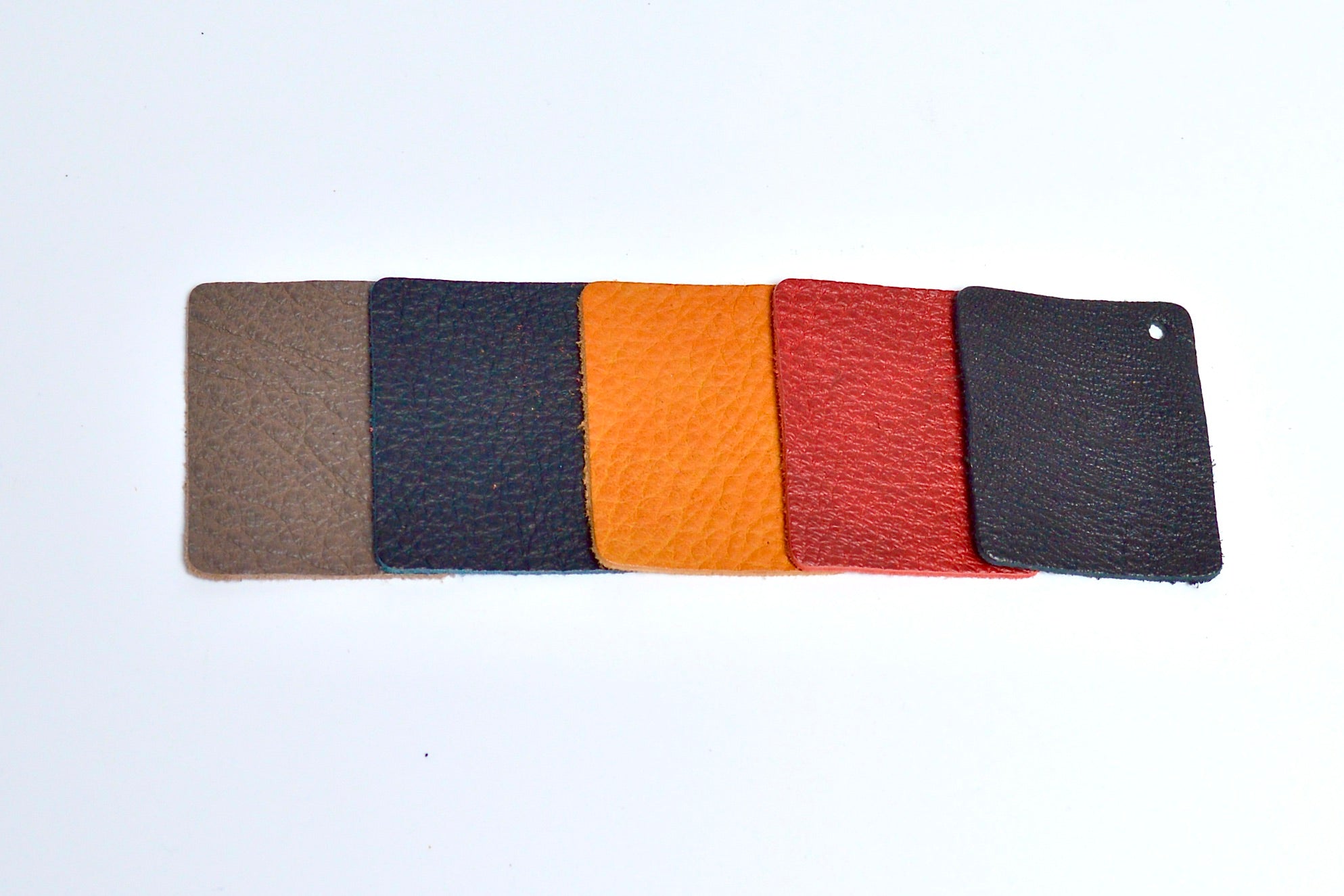 Shinshu deer leather: DHD-100 Thin and compact