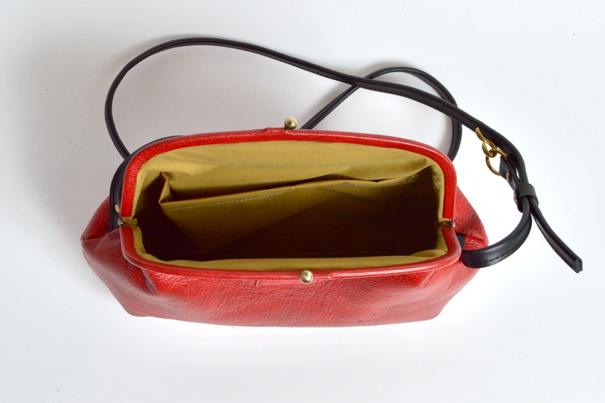 がま口ショルダーバッグ:信州鹿革:DGM-100