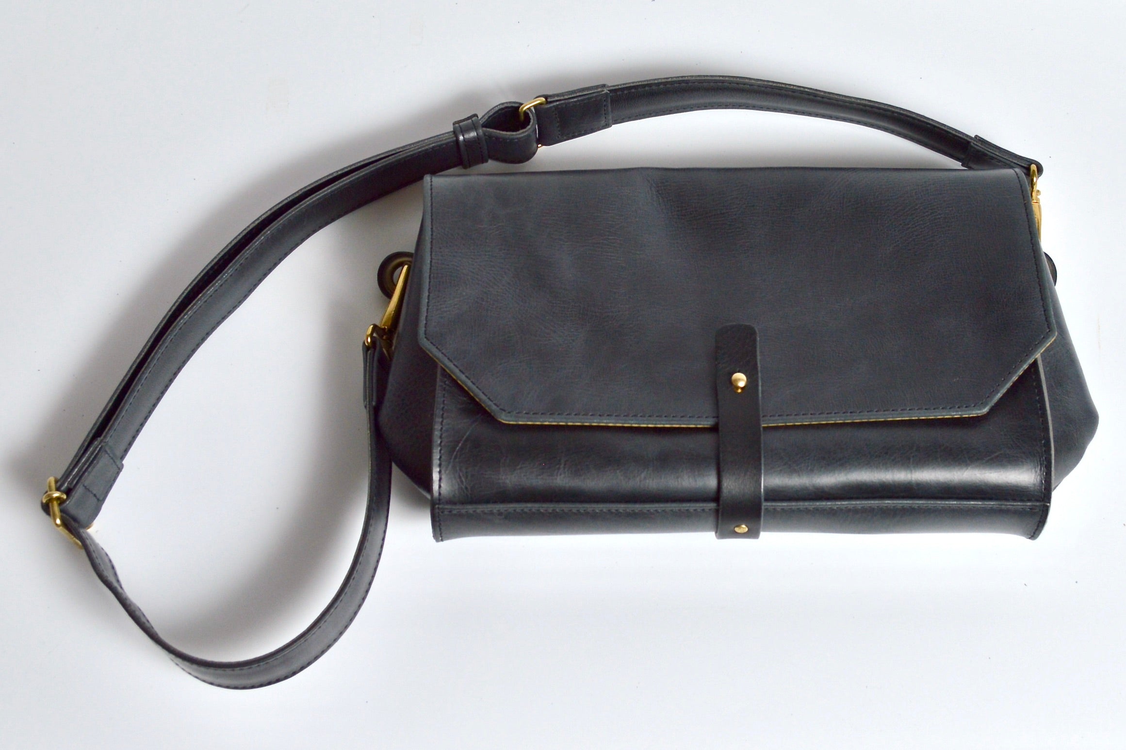 Shoulder flap bag: GFB-110