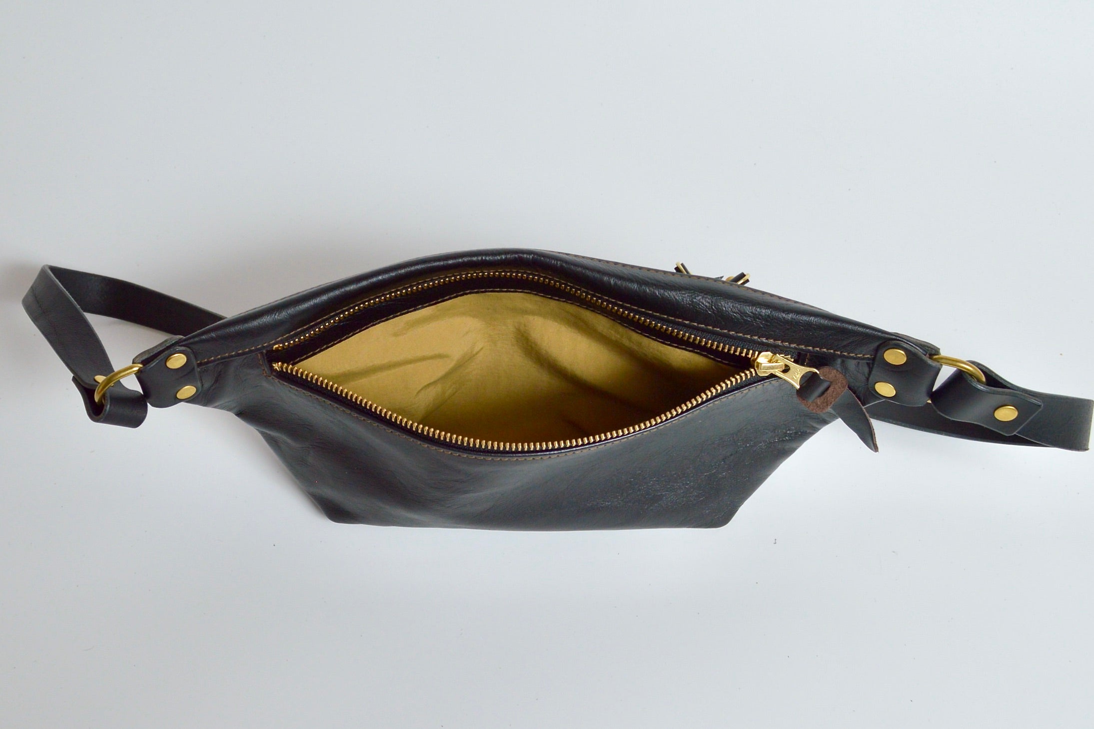 Sacoche: Shinshu deer leather: DSH-200