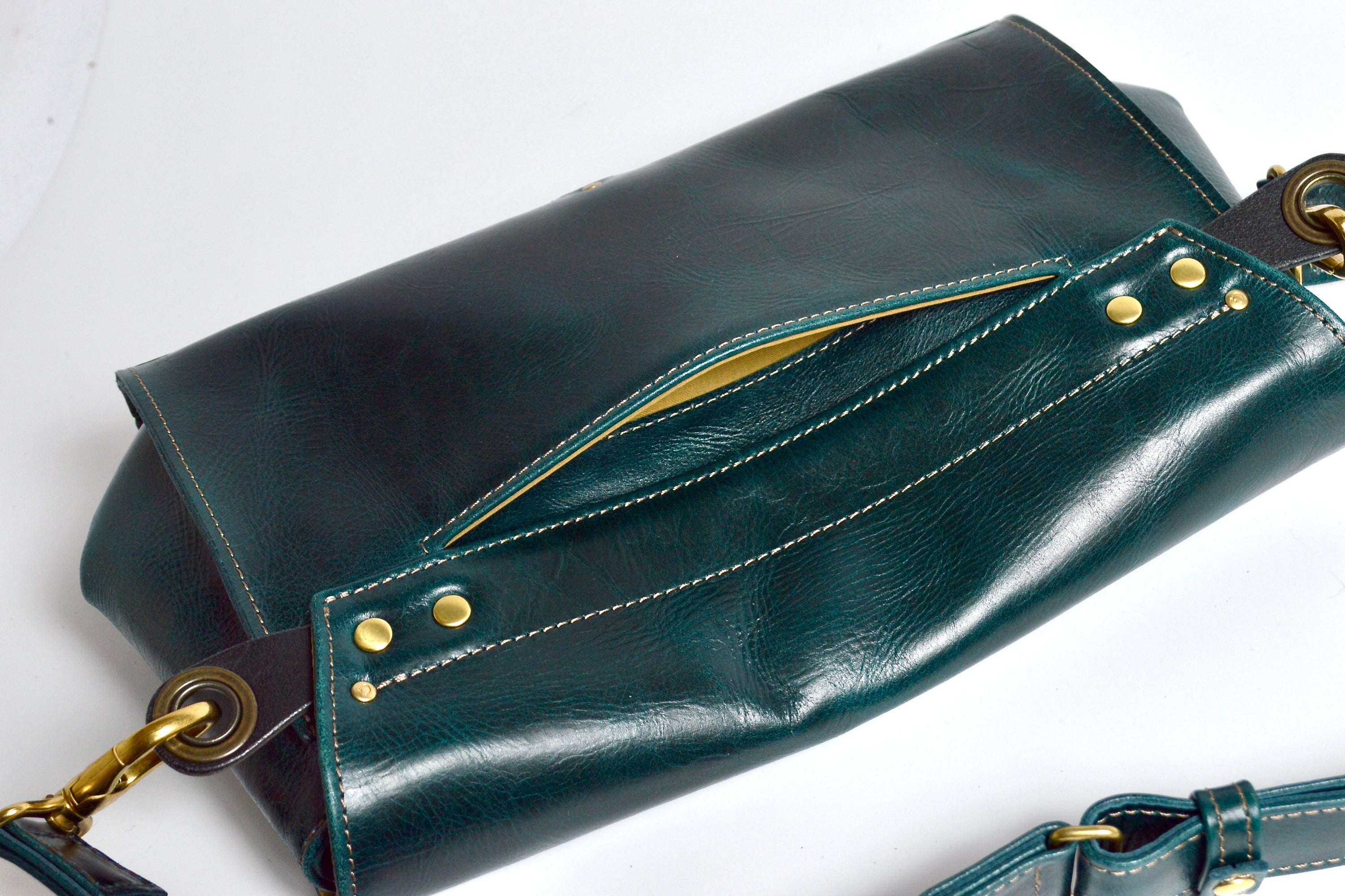 Shoulder flap bag: GFB-110