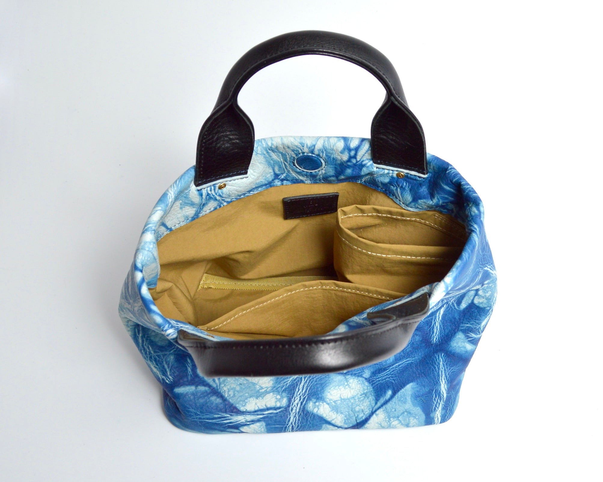 逢初革:バケットミニトート:ATB-100R(ランダム染め)