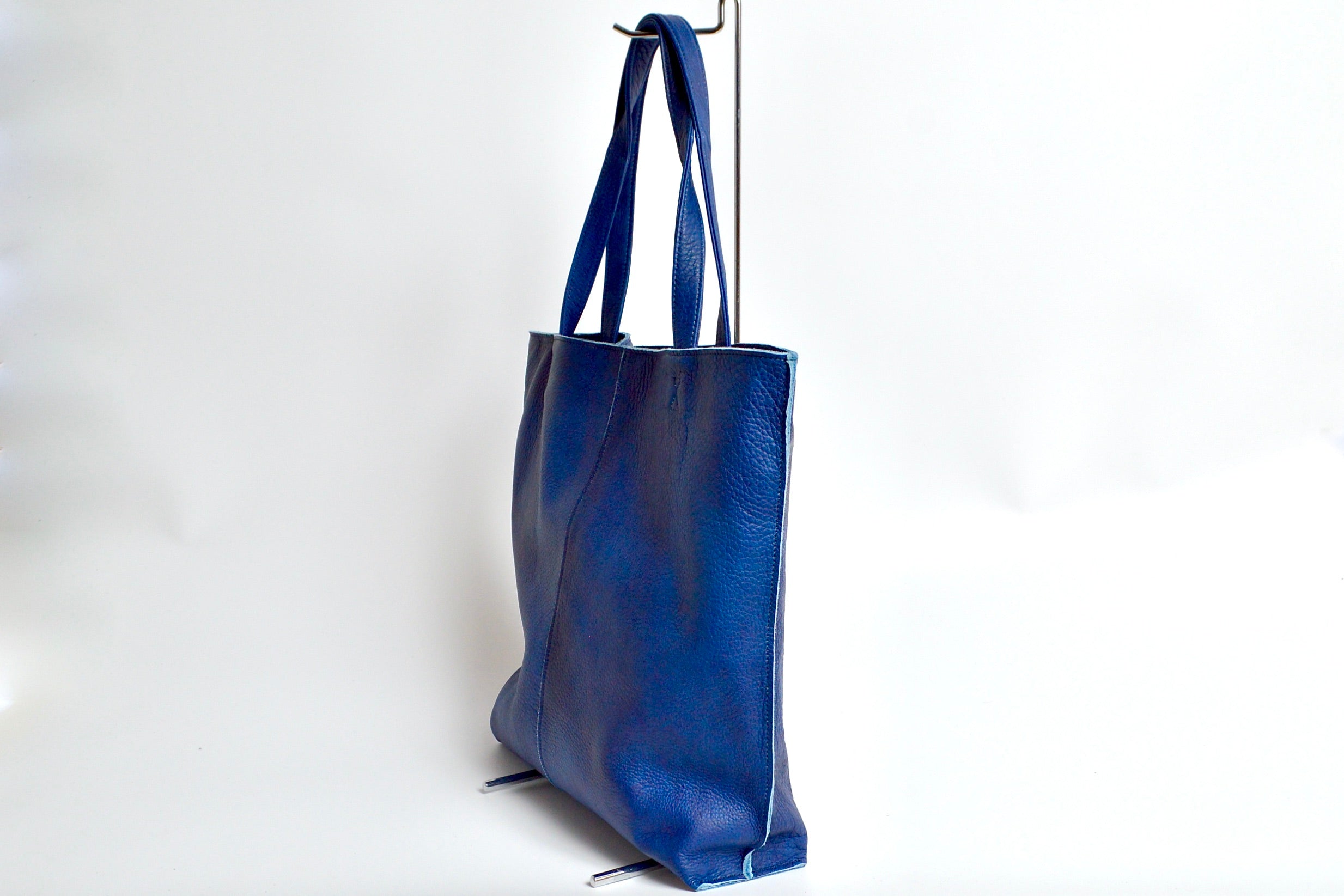 逢初レザー：ATB-100 縦型トート：無地染め