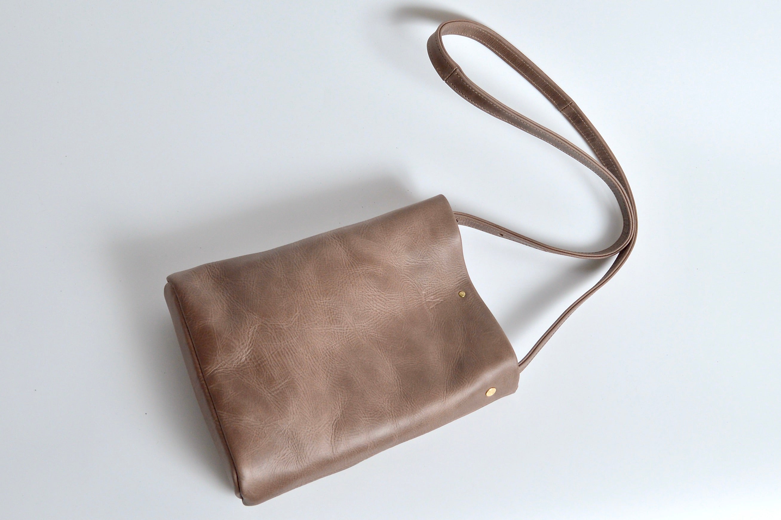 寸胴型ショルダーバッグ　GZB-130