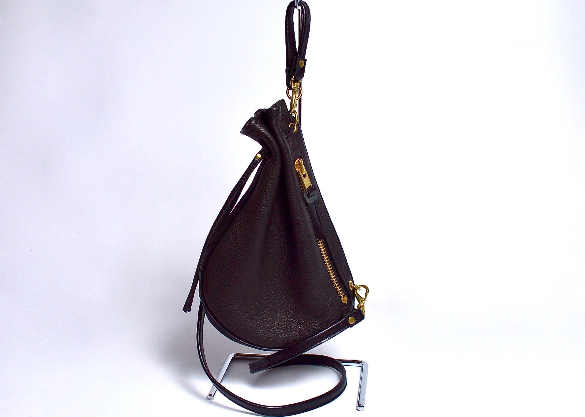 Drawstring shoulder bag: Shinshu deer leather: DHB-100