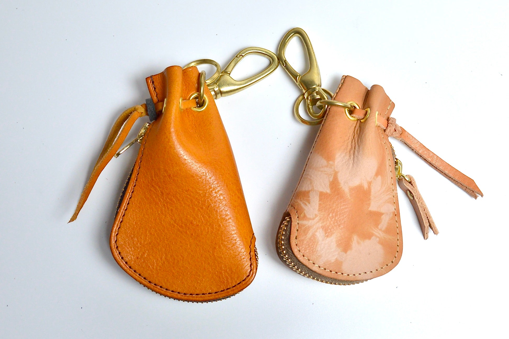 Apricot-dyed leather: Smart key case: KSK-110