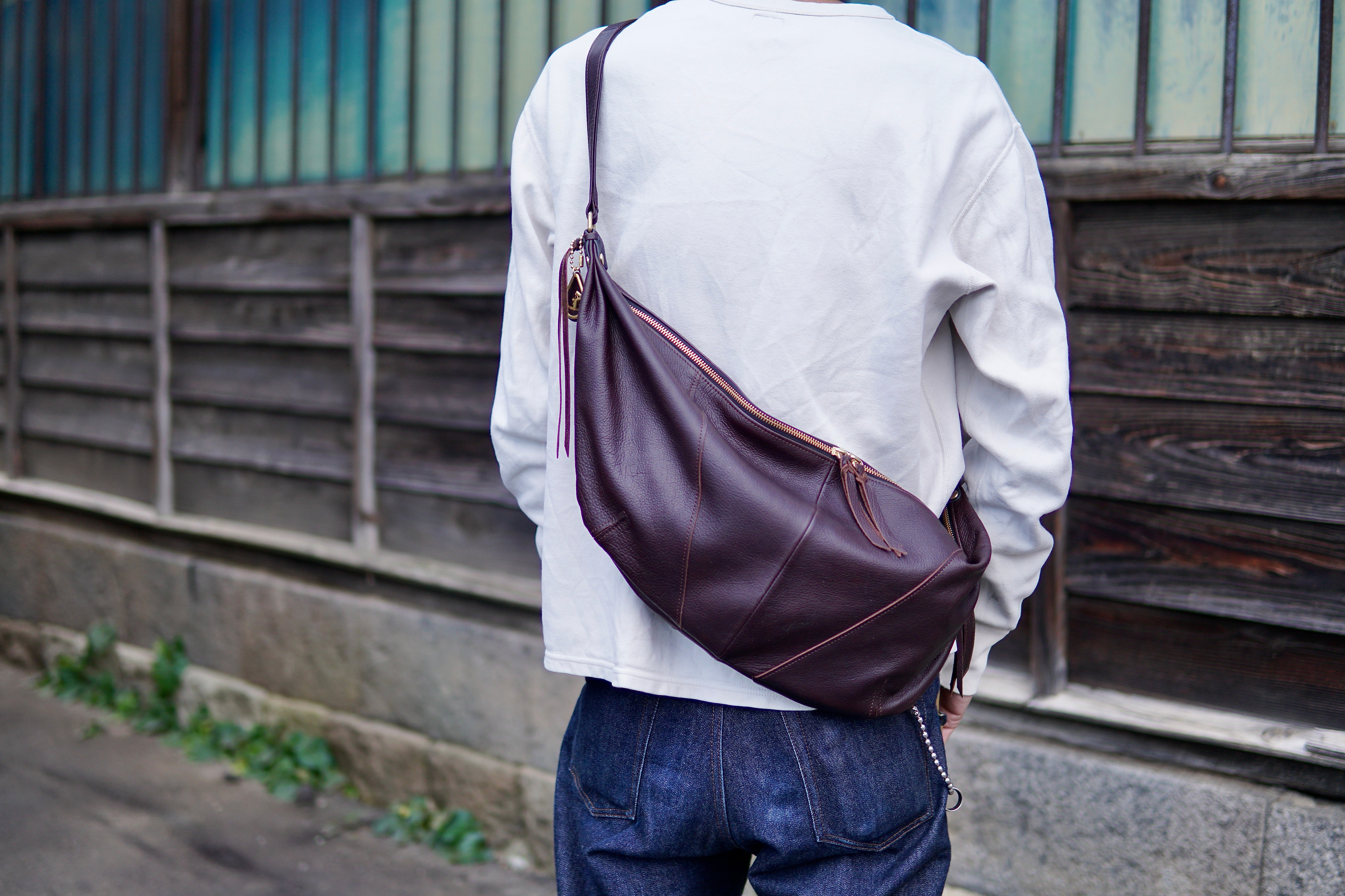 Shoulder bag: Shinshu deer leather: DBB-100
