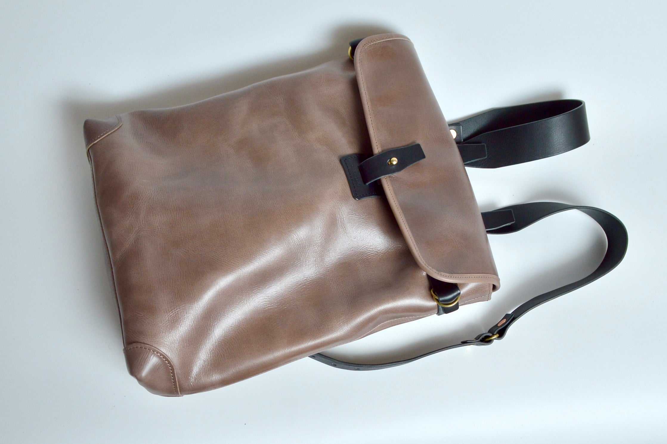 Leather backpack: WFB-100: flap type